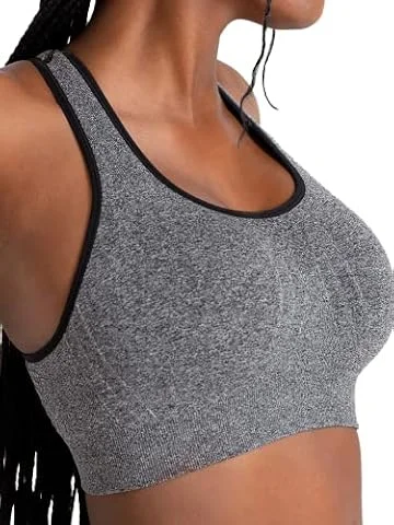 SHAPERMINT Sports Bras for Women, Racerback Workout Bra, Medium Support | Seamless racerback sports bra with removable cups, wide stay-put band, scoop neck coverage and light-to-medium support.